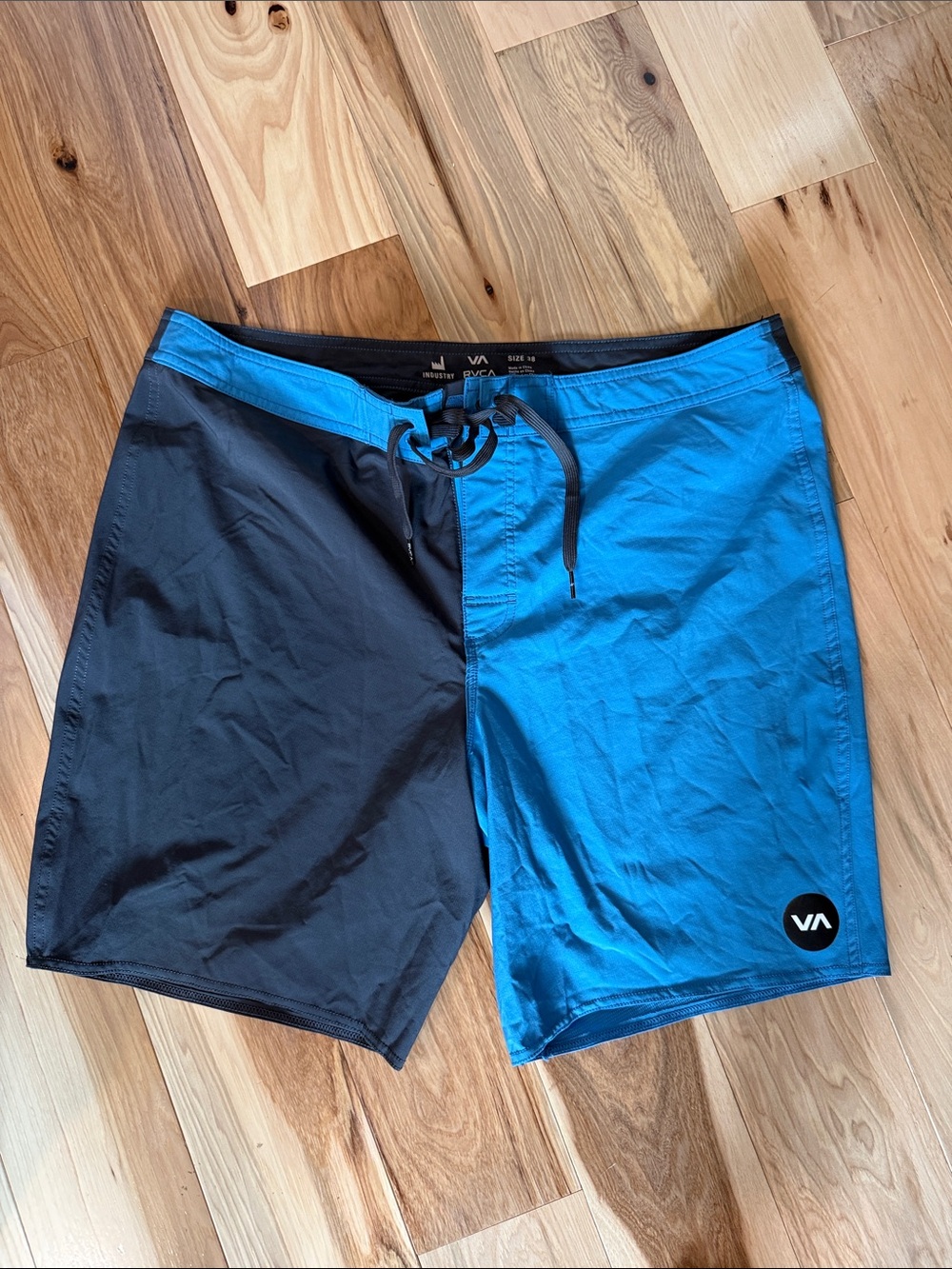 RVCA Men’s Two-Tone Black and Blue Board Shorts